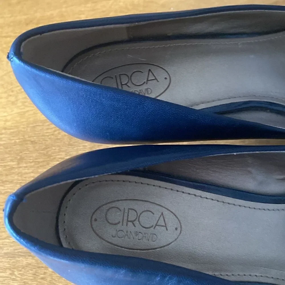 Joan & David euc wedge uppers