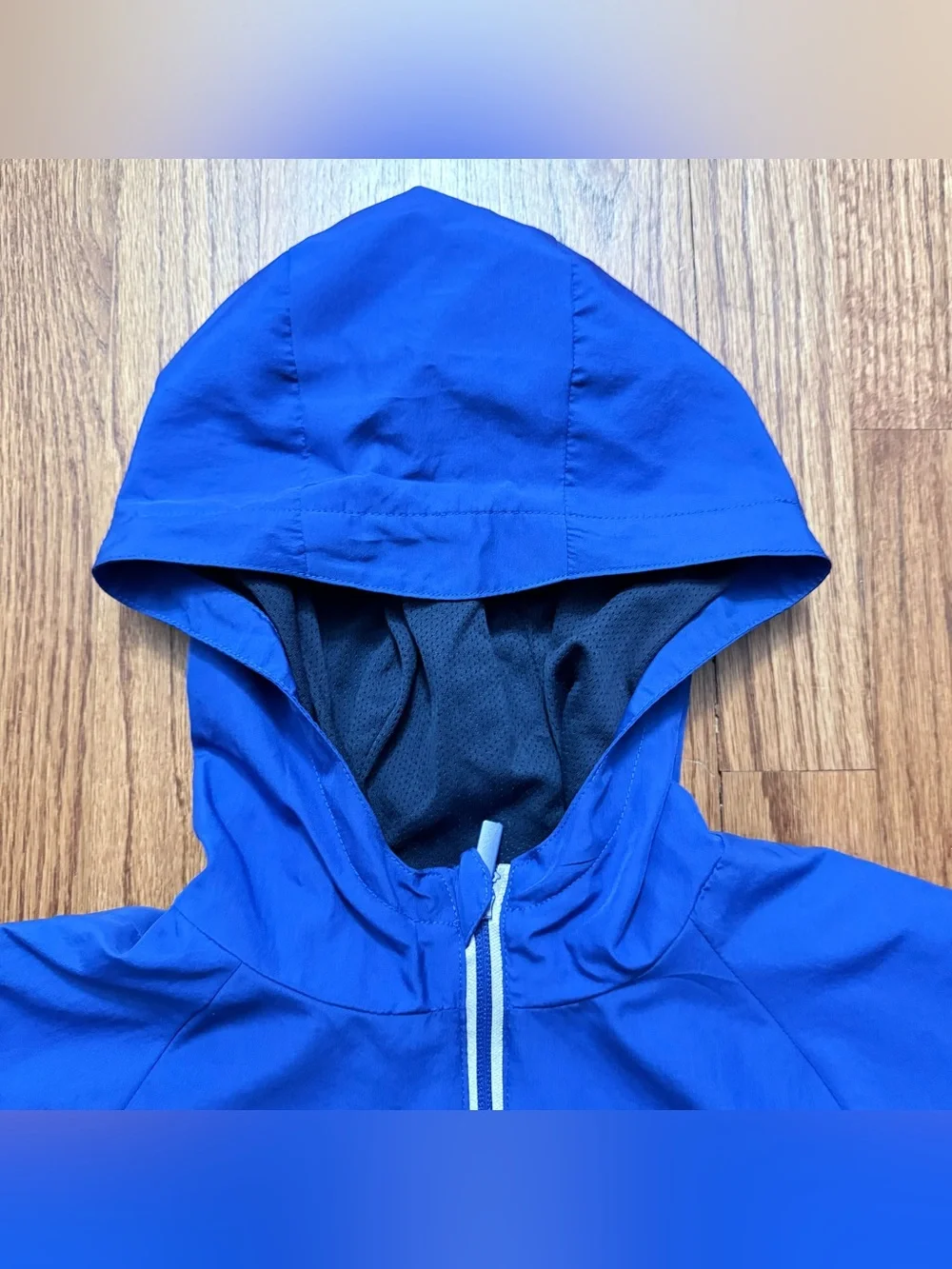 all in motion lightweight hooded
