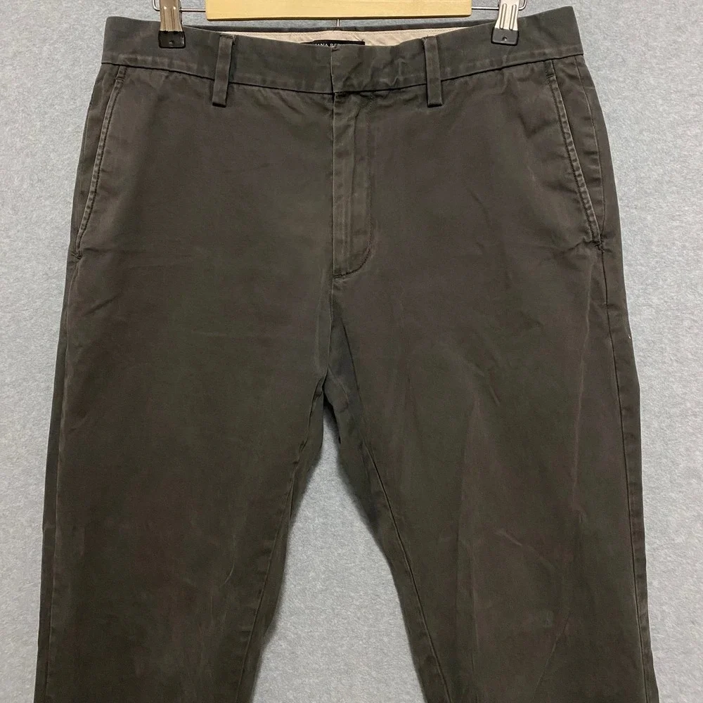 Banana Republic these banana