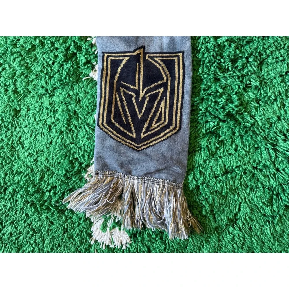 Unbranded vegas golden