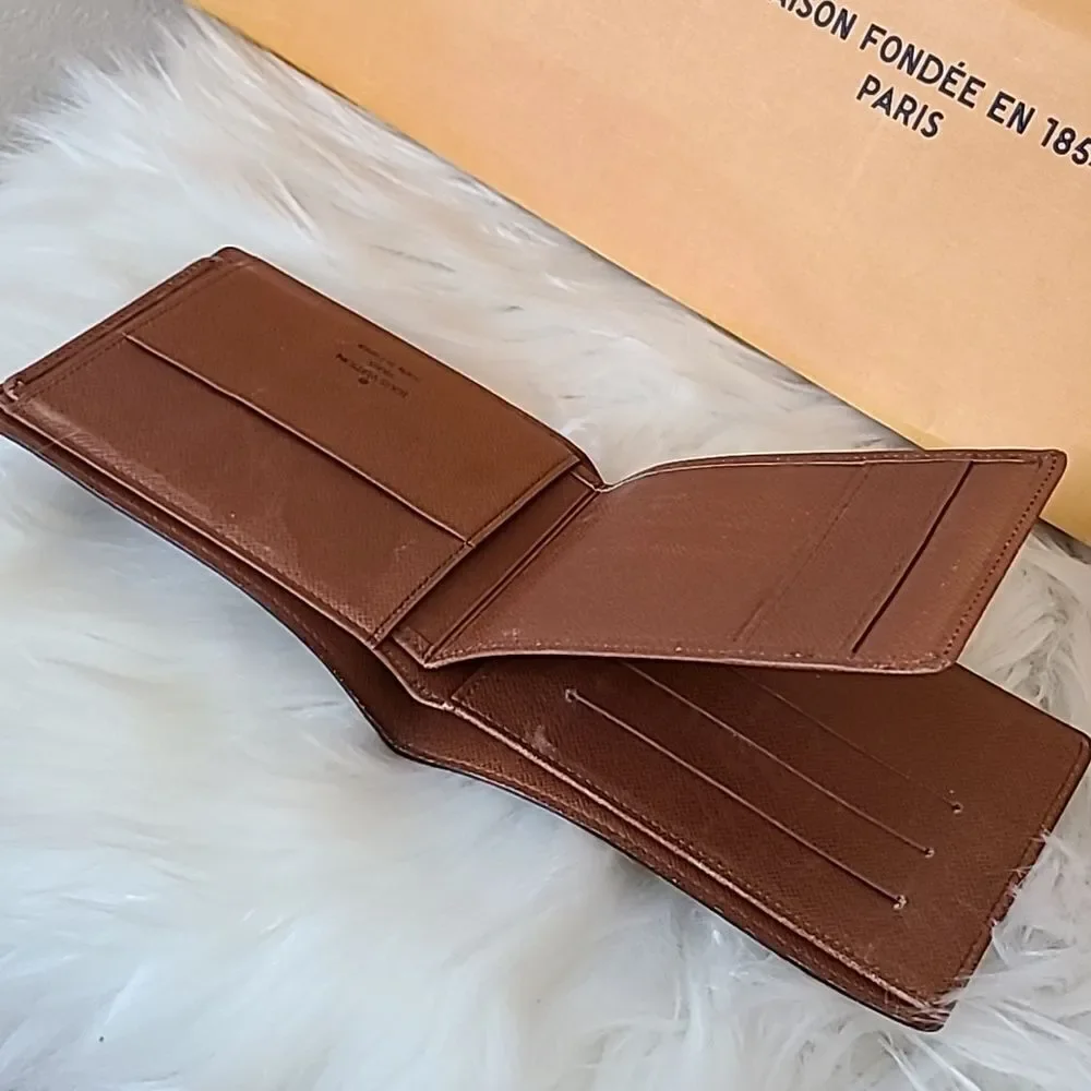 Louis Vuitton preloved louis