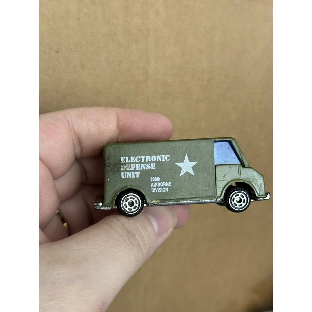 N/A vintage toy