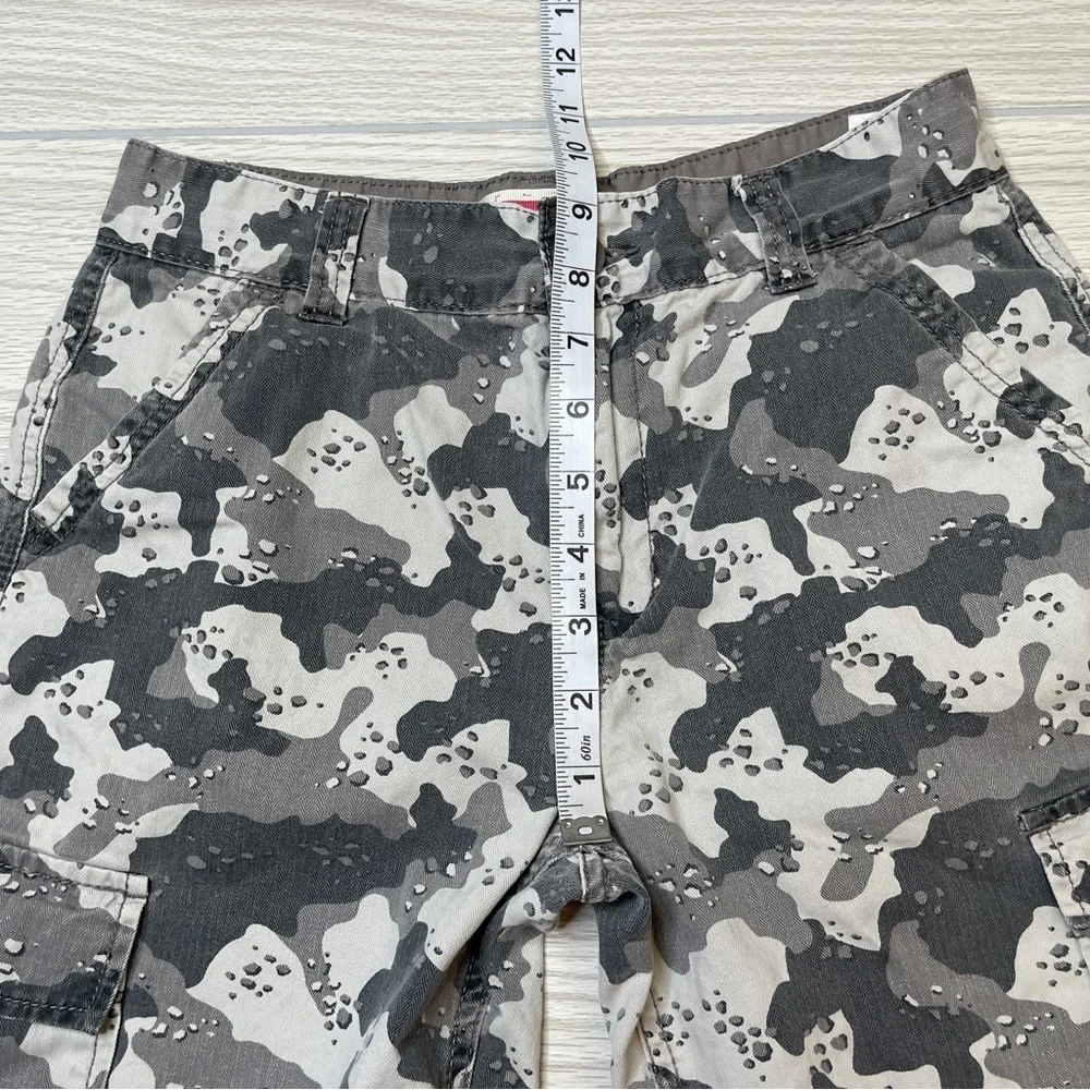 Levis levi’s gray