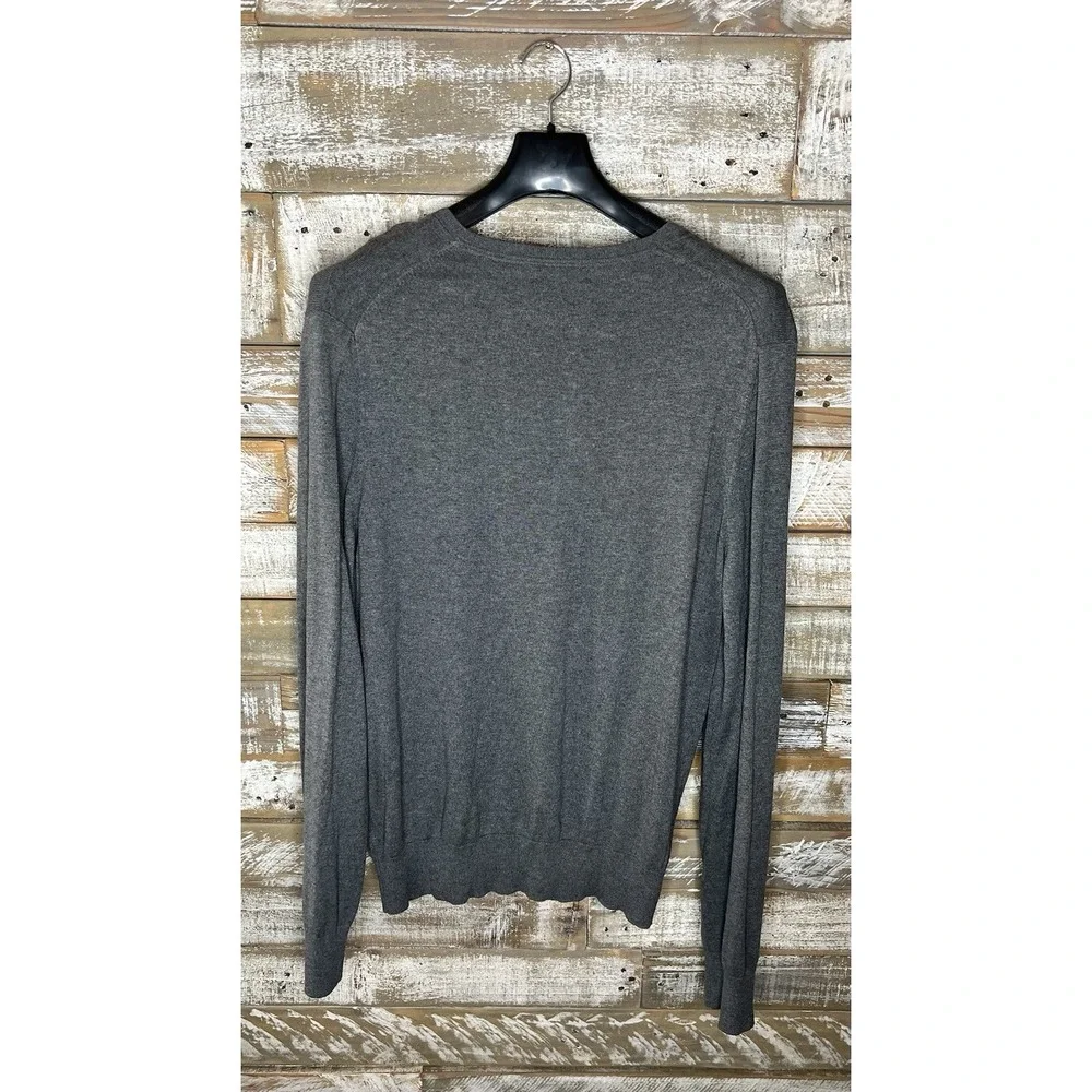 Banana Republic mens Luxury Blend Cashmere/Silk grey V-necked sweater L‎