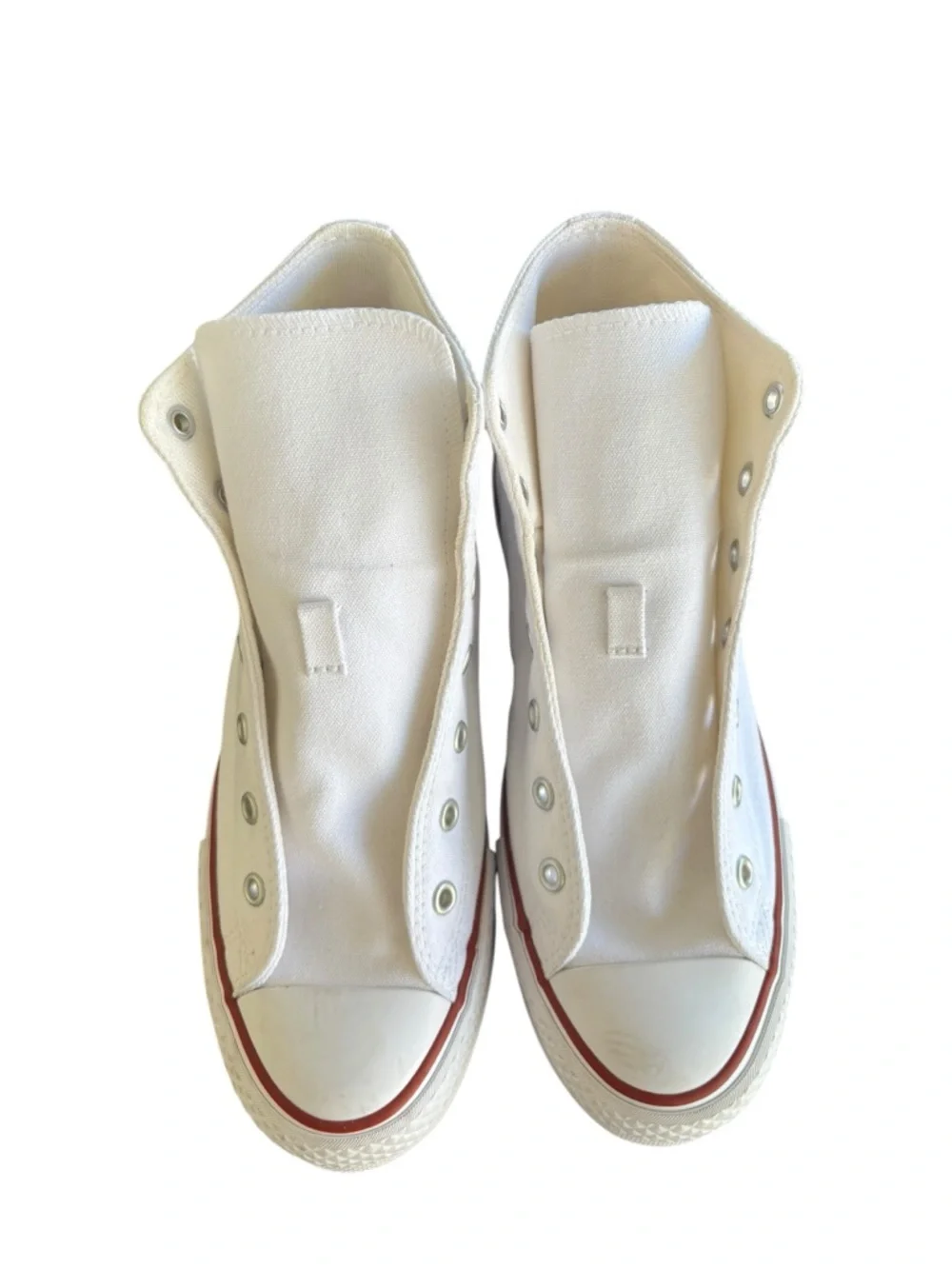 Converse excellent preowned