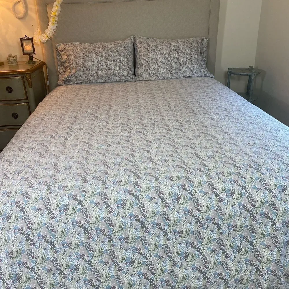 Threshold soft floral