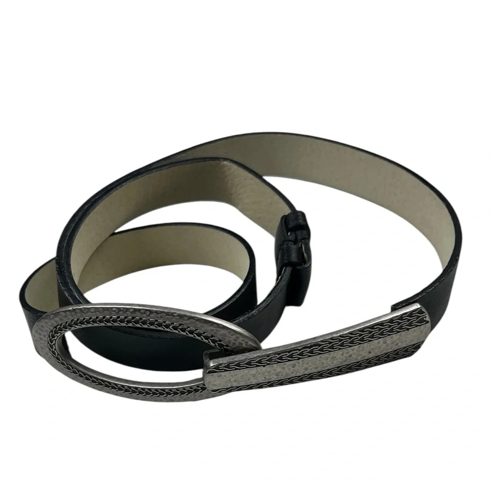 Chico's Belt Size ML Black Leather Adjustable Silvertone/Black Oval Buckle Boho