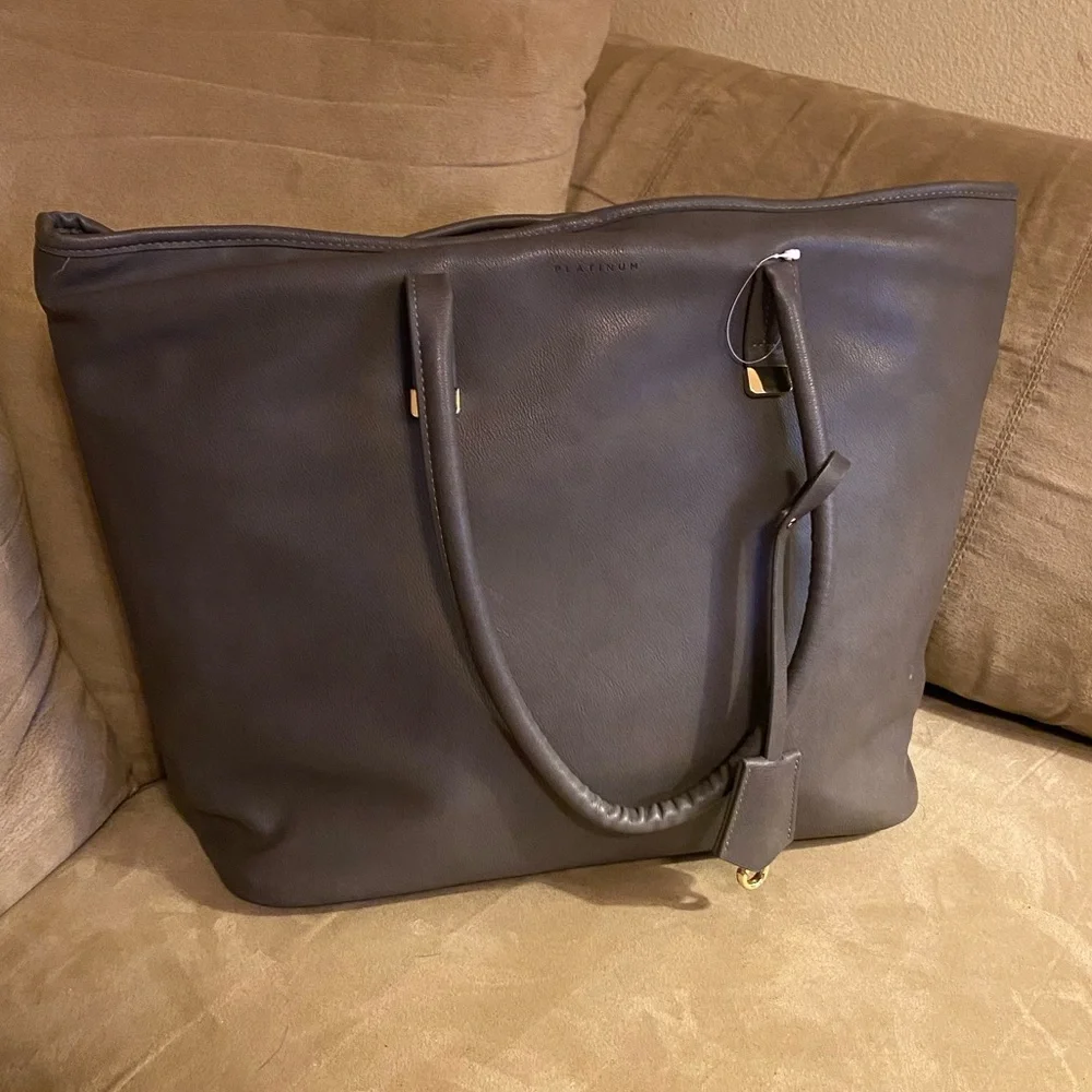 Platinum sleek avenue