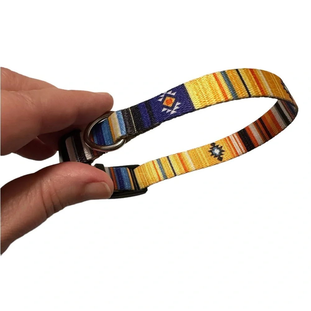 S Dog Collar Southwestern Pattern Adjustable Buckle Lightweight Washable NWOT