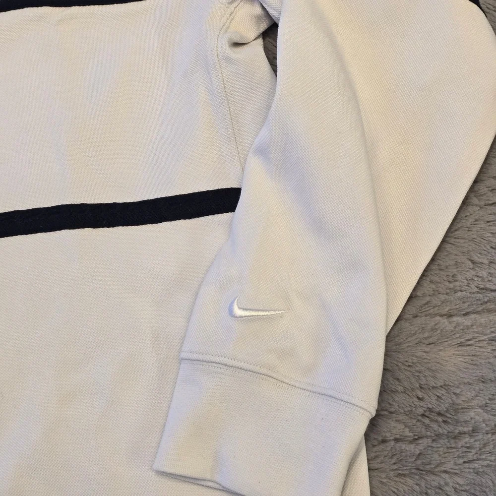 Nike court dri