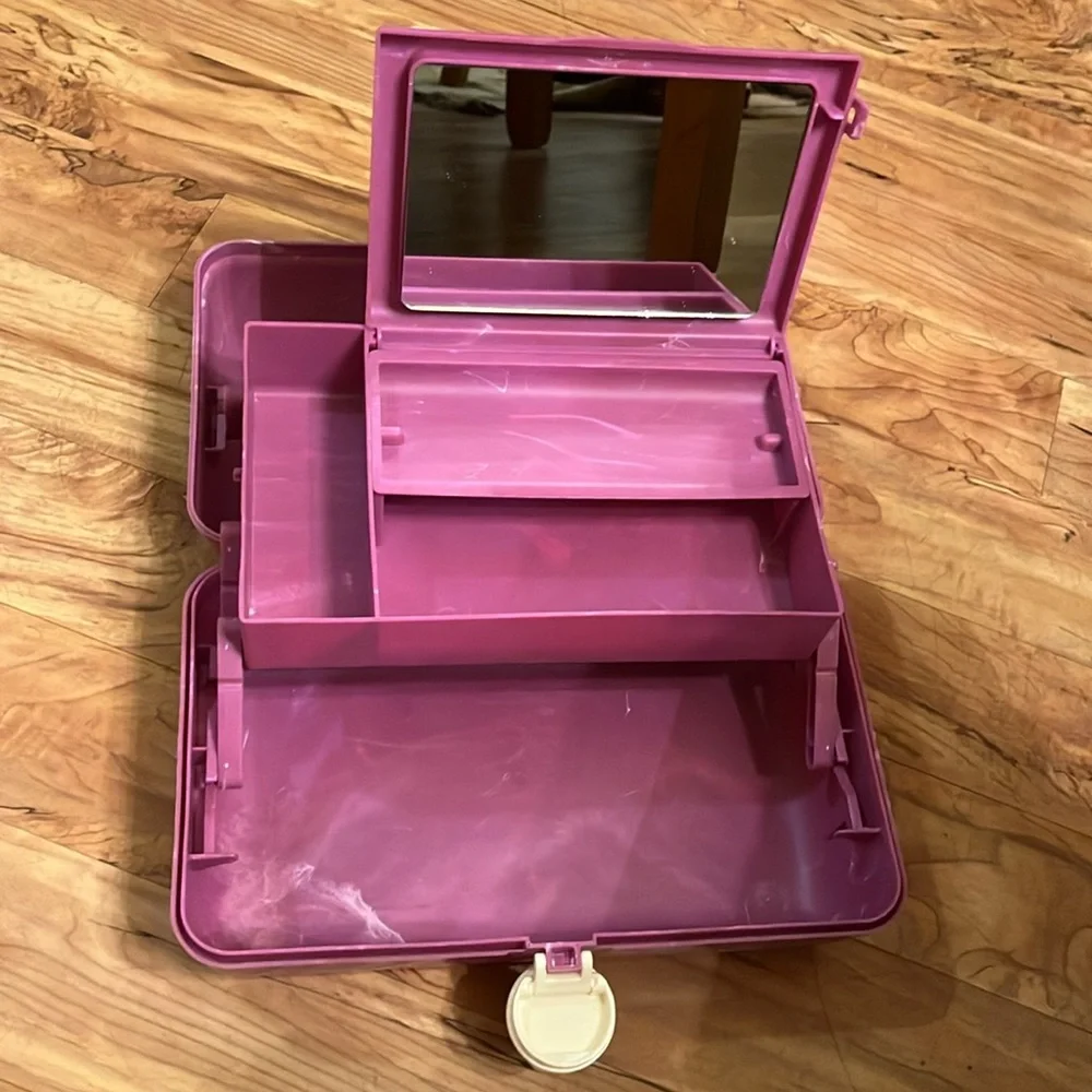 Caboodles 13” 7”