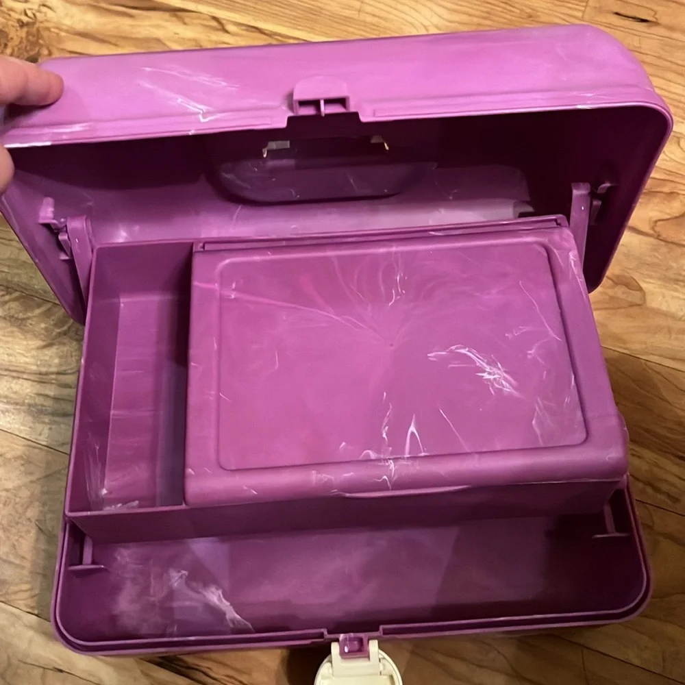Caboodles 13” 7”
