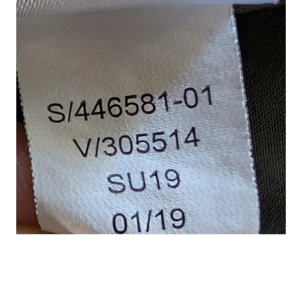 Athleta holds you running