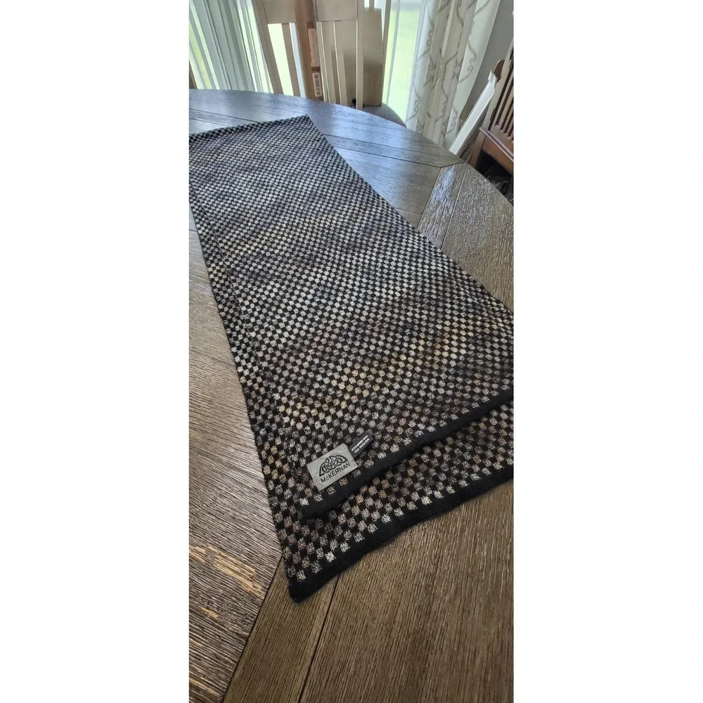 Irish McKernan Wool Scarf 85% Merino Wool 15% Angora Checkerboard Beige Black