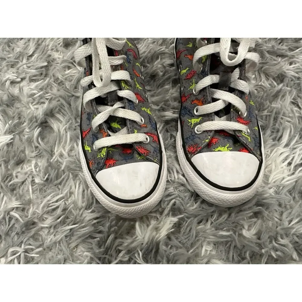 Converse sale pair