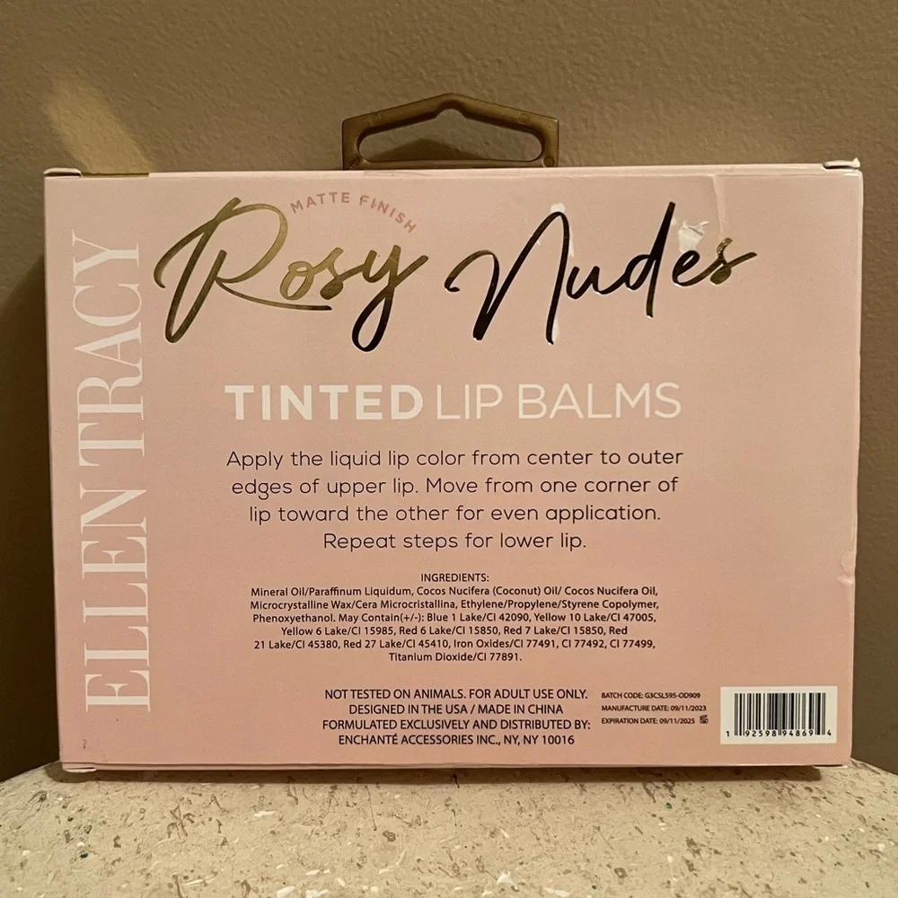 Ellen Tracy brand new