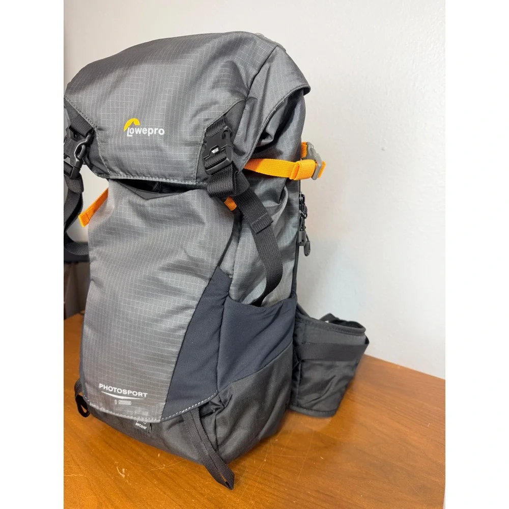 Lowepro backpack unisex
