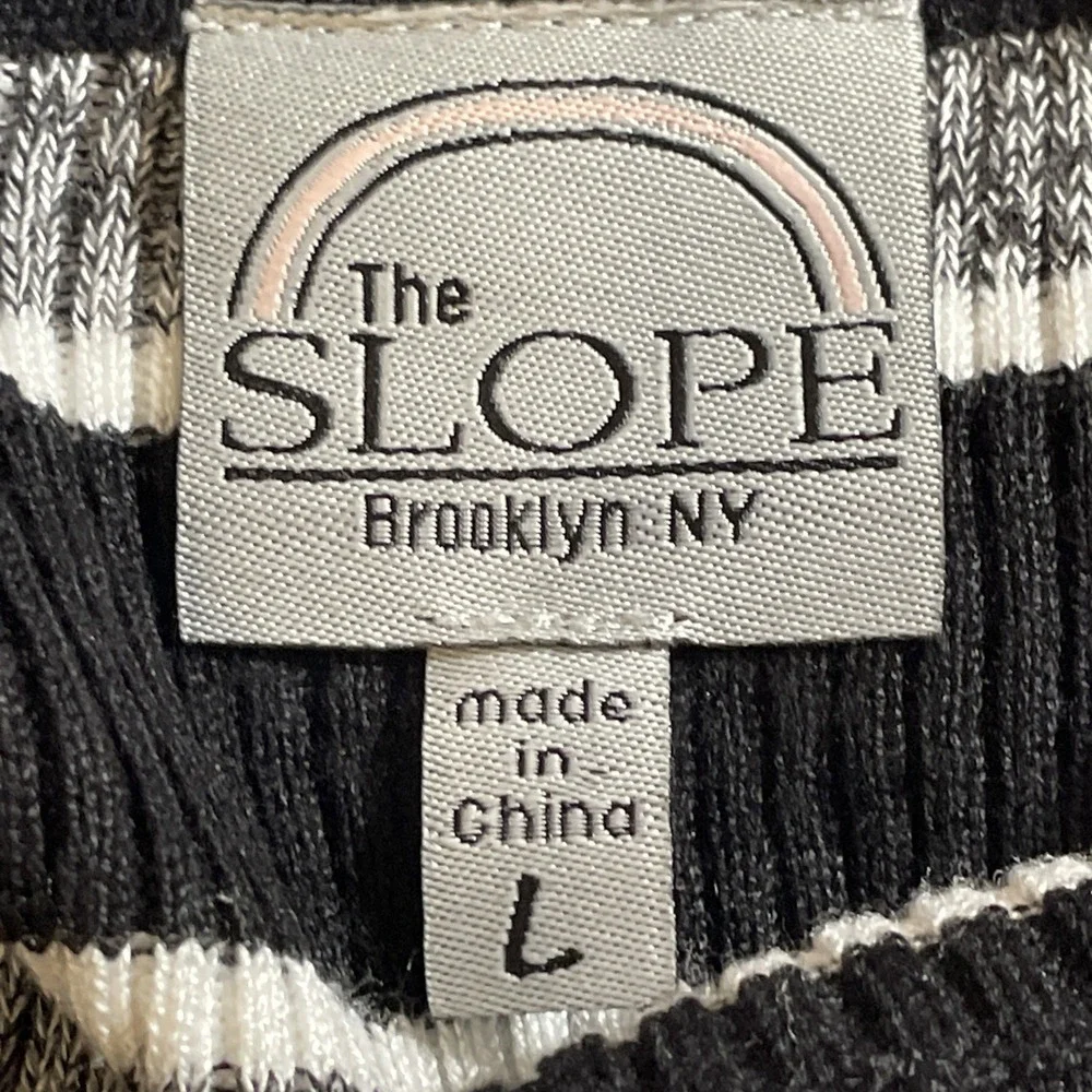 The Slope 3/4 Sleeve Black‎ Striped Cropped Pullover Sweater Women's Size Large