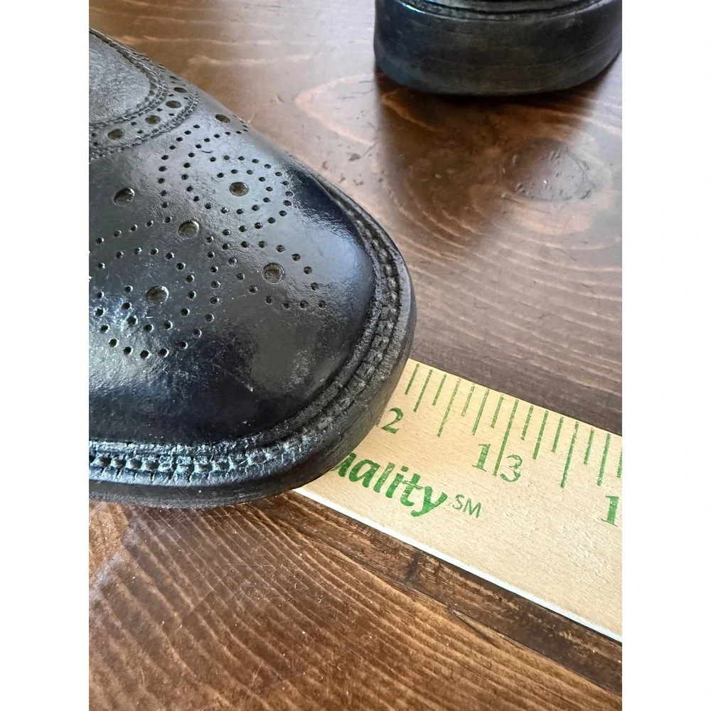 Saks Fifth Avenue Black Label classic wingtip