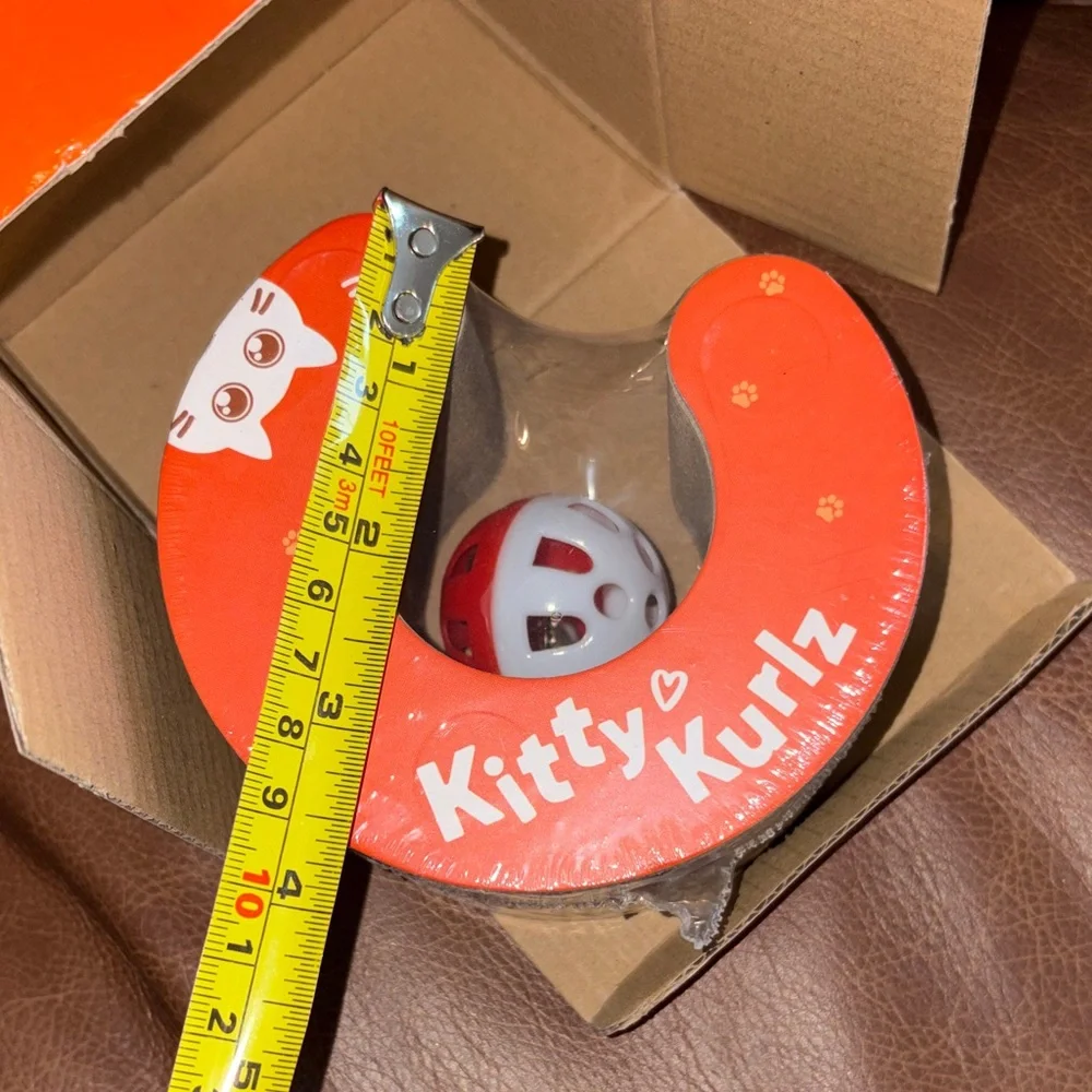Kitty Kurlz shape shifting