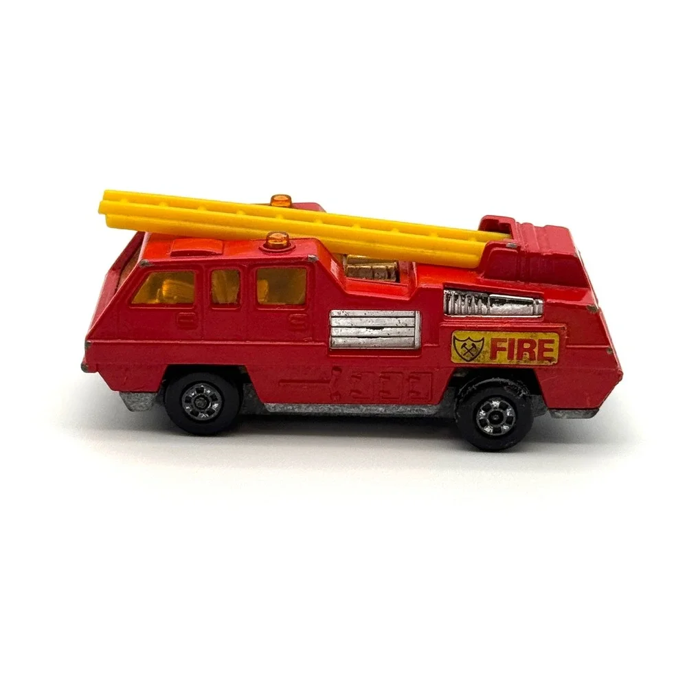 Matchbox Superfast No. 22 Blaze Buster Fire Truck 1975 Lesney‎ Vintage