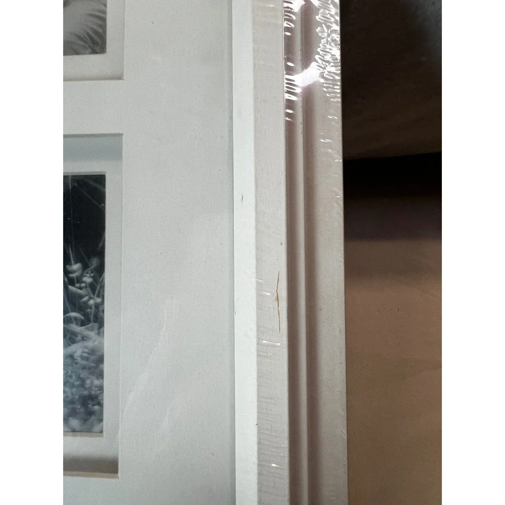 N/A white wooden