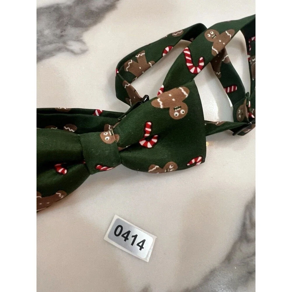 H&M holiday tie