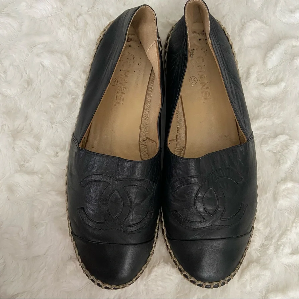 Chanel Black Lambskin Leather Espadrilles Flats Slip on CC Logo
