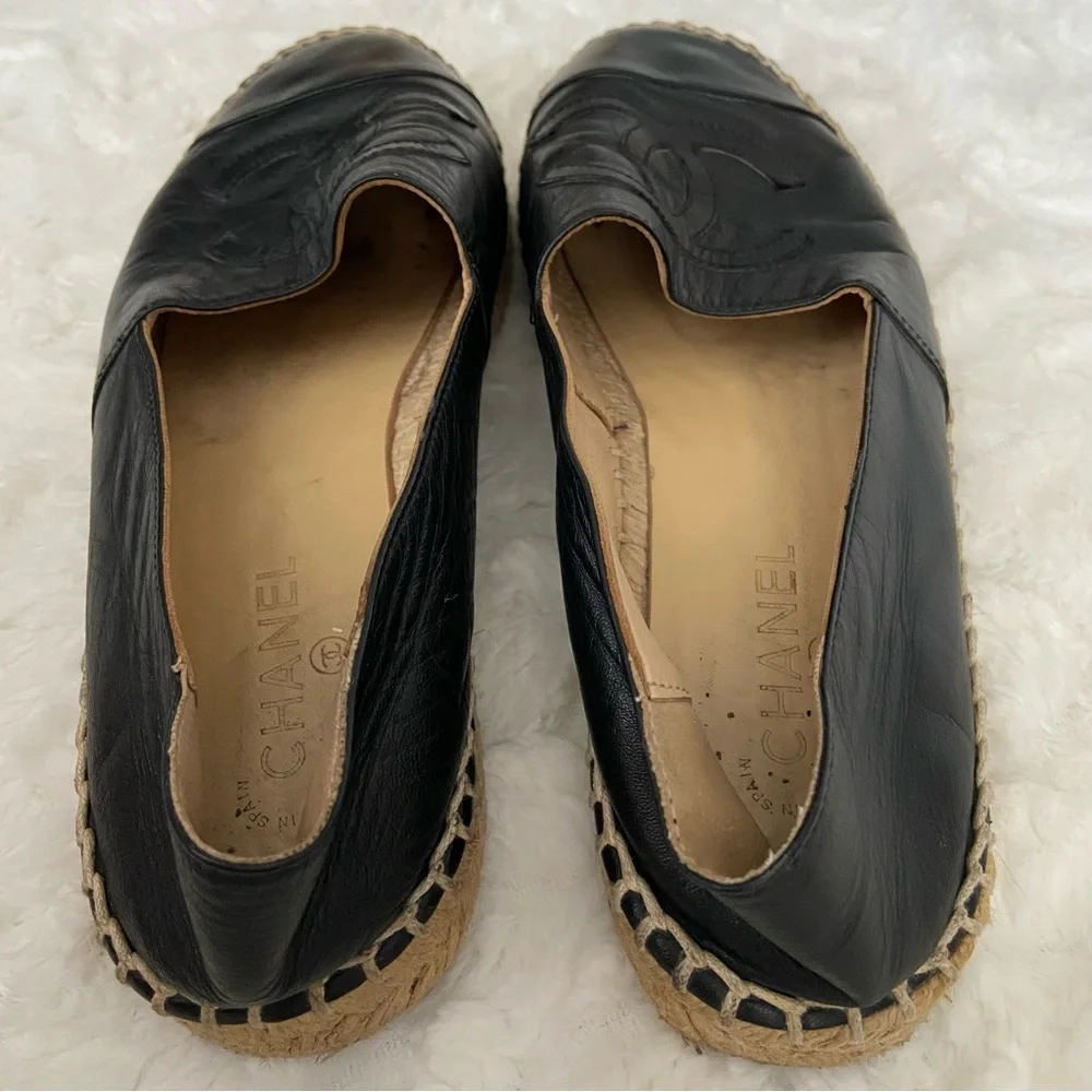 CHANEL good used
