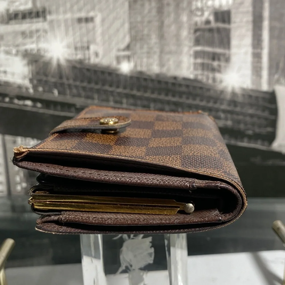 Louis Vuitton authentic louis
