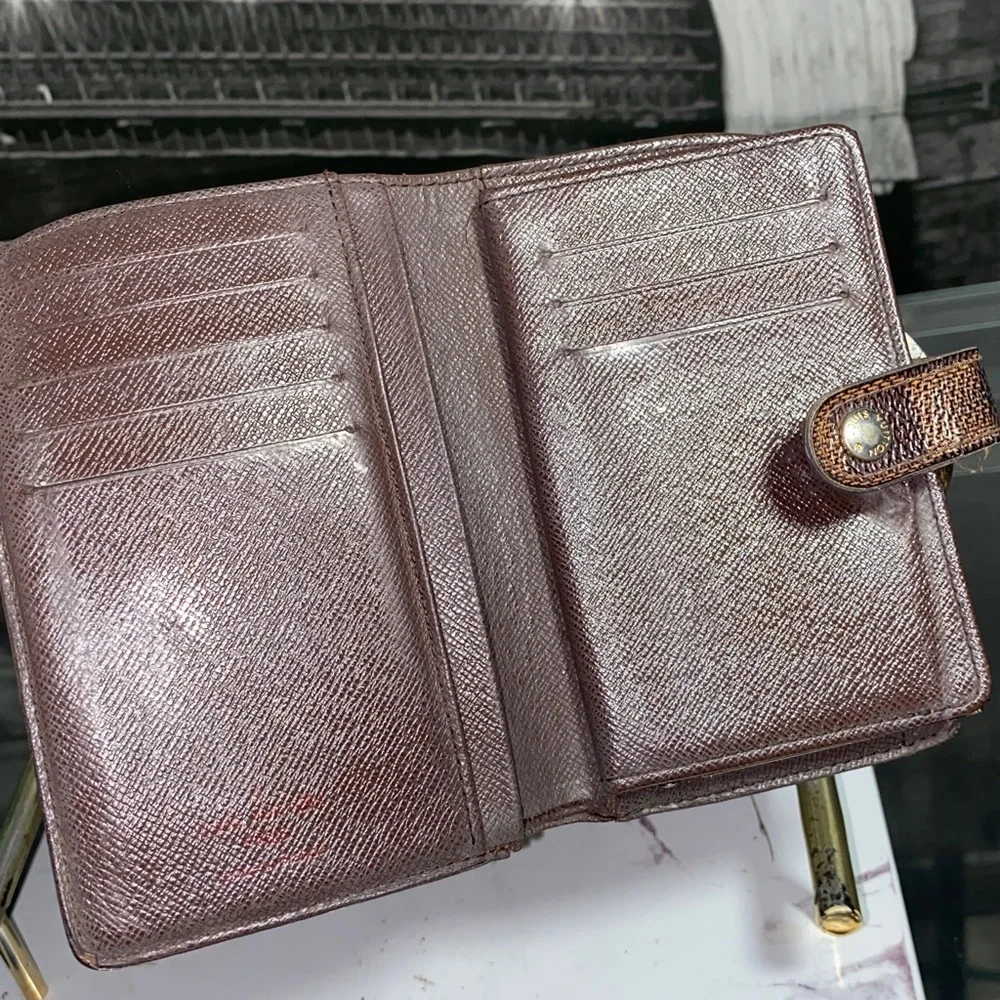 Louis Vuitton authentic louis