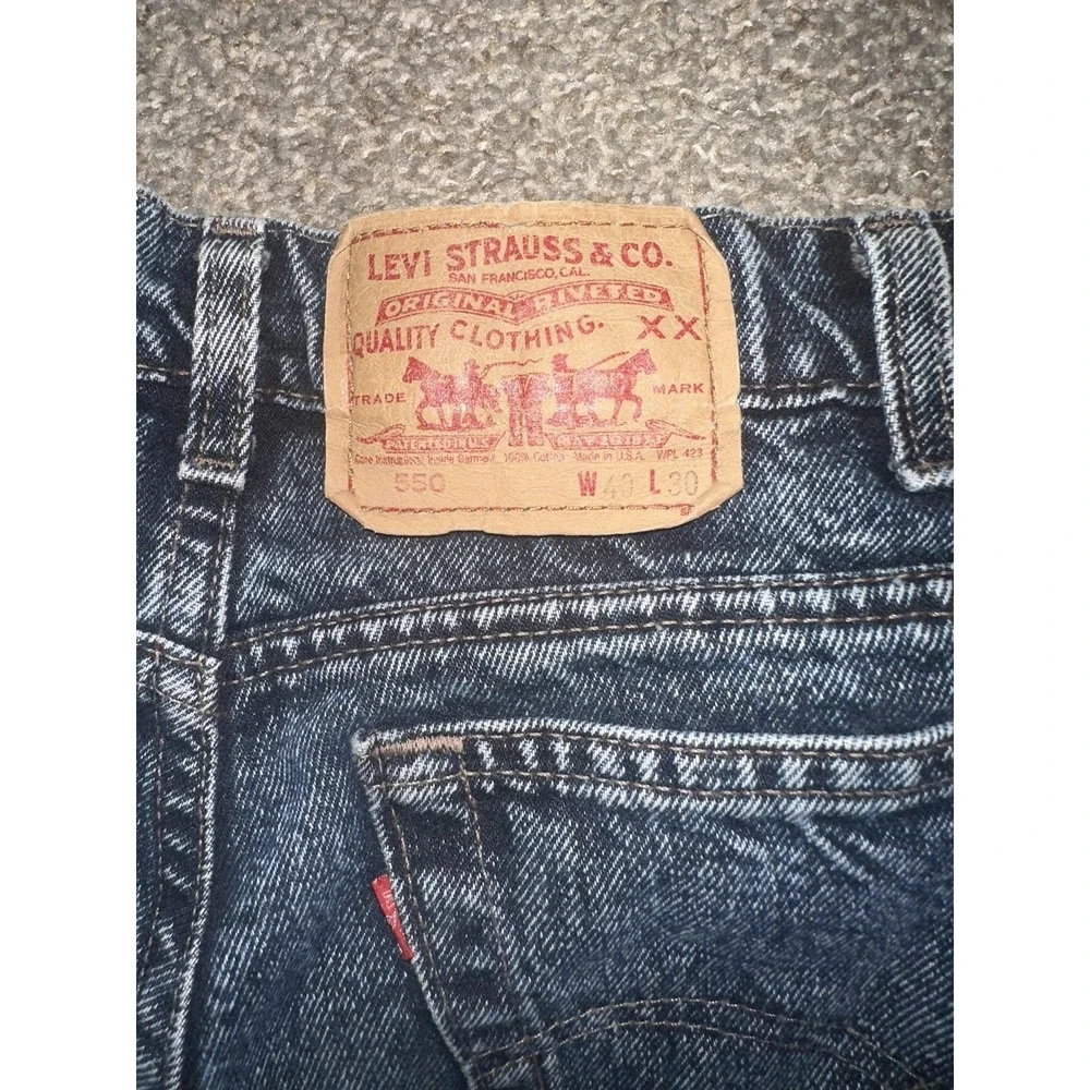 Levis shows co