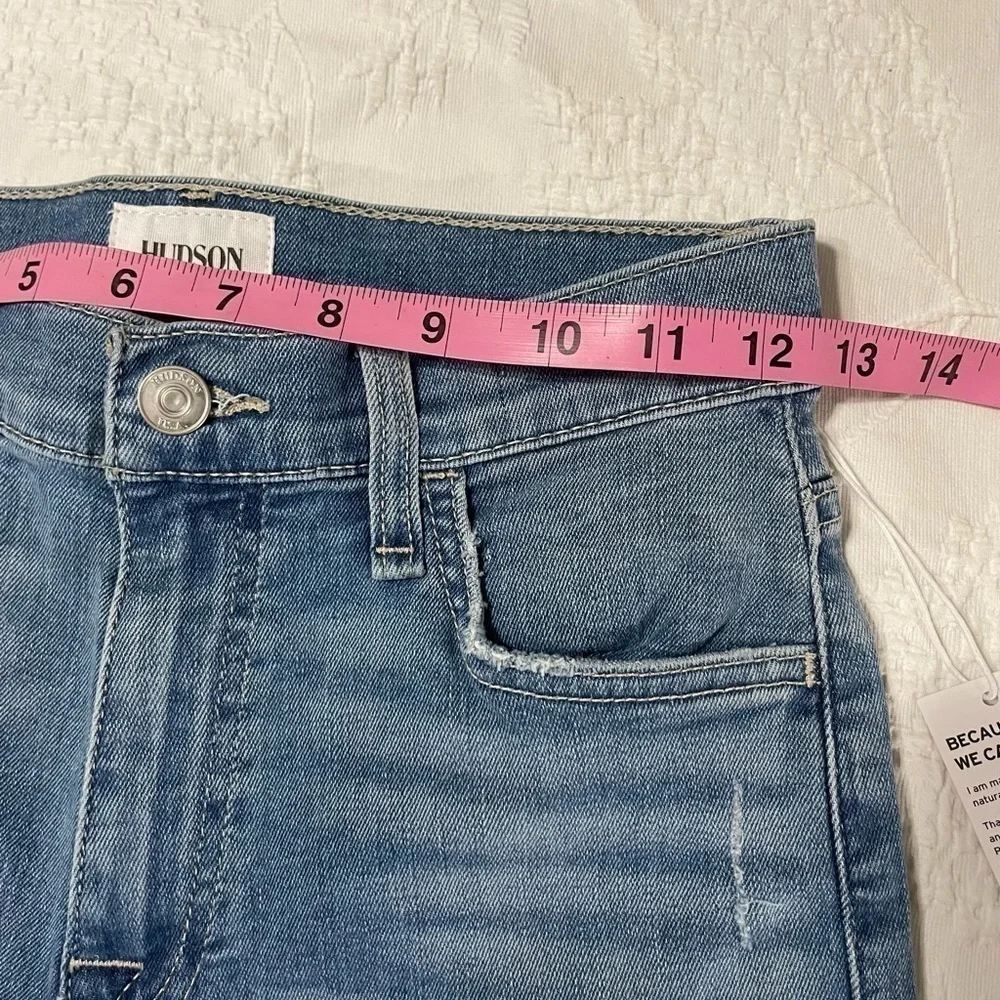 Hudson Jeans high look while