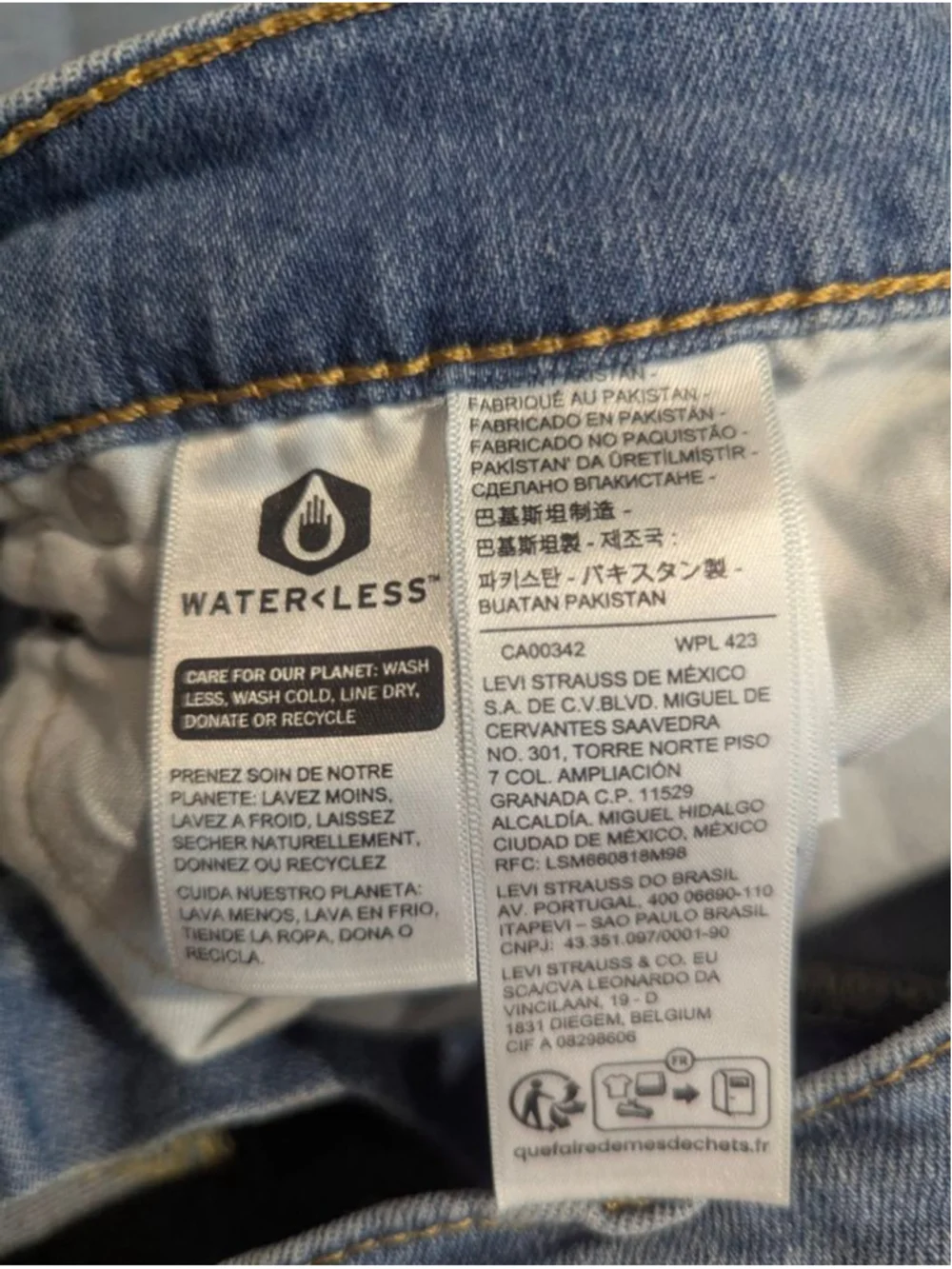 Levis levi 513