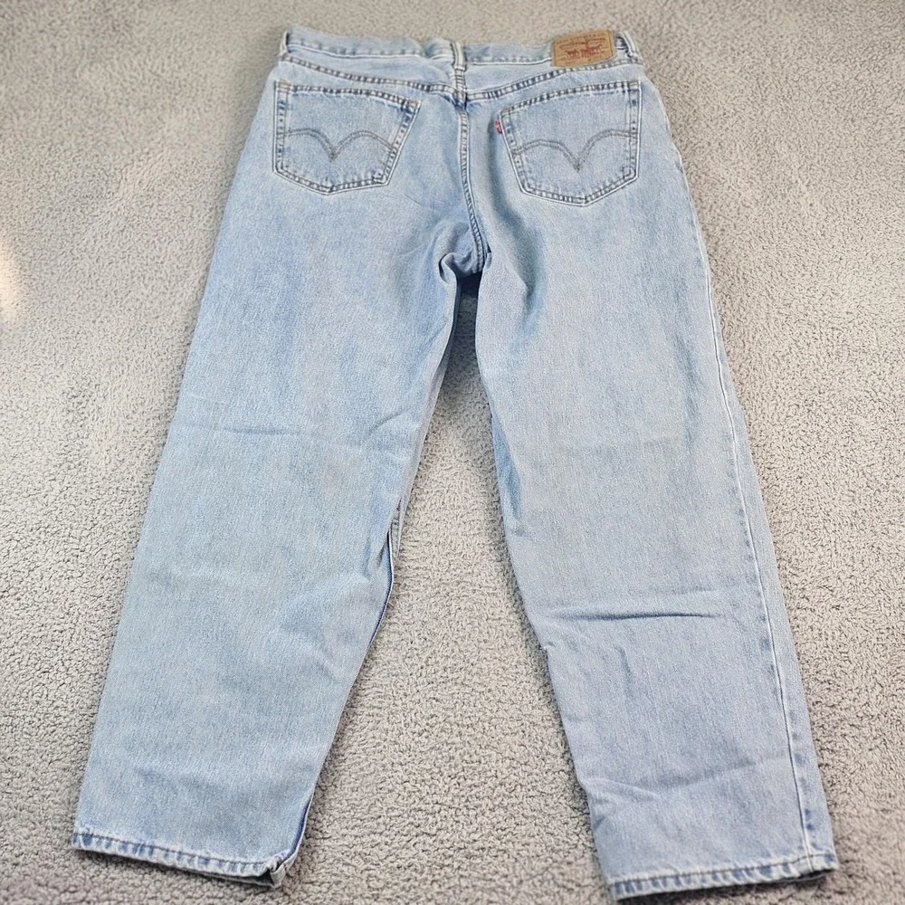 Levis levis 560