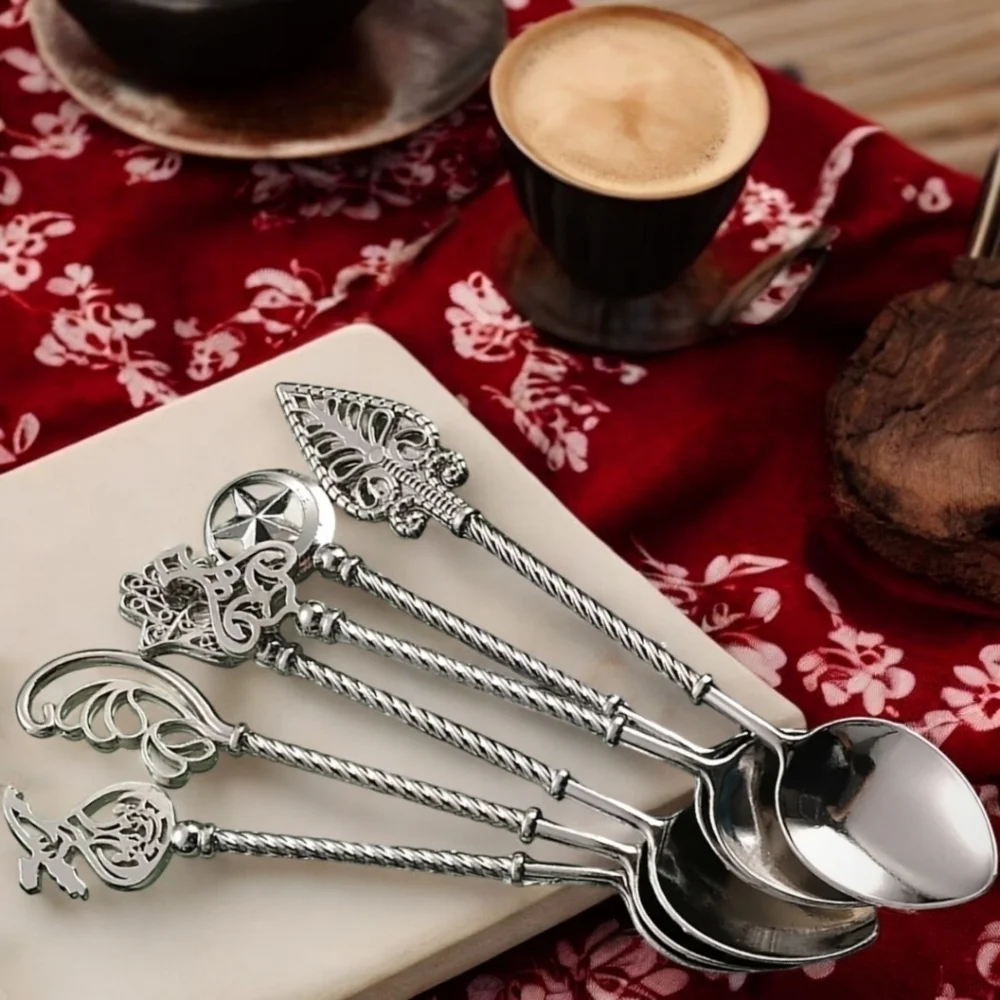 6 Pc Small Silver Dessert Tea Coffee Espresso Spoons NWT