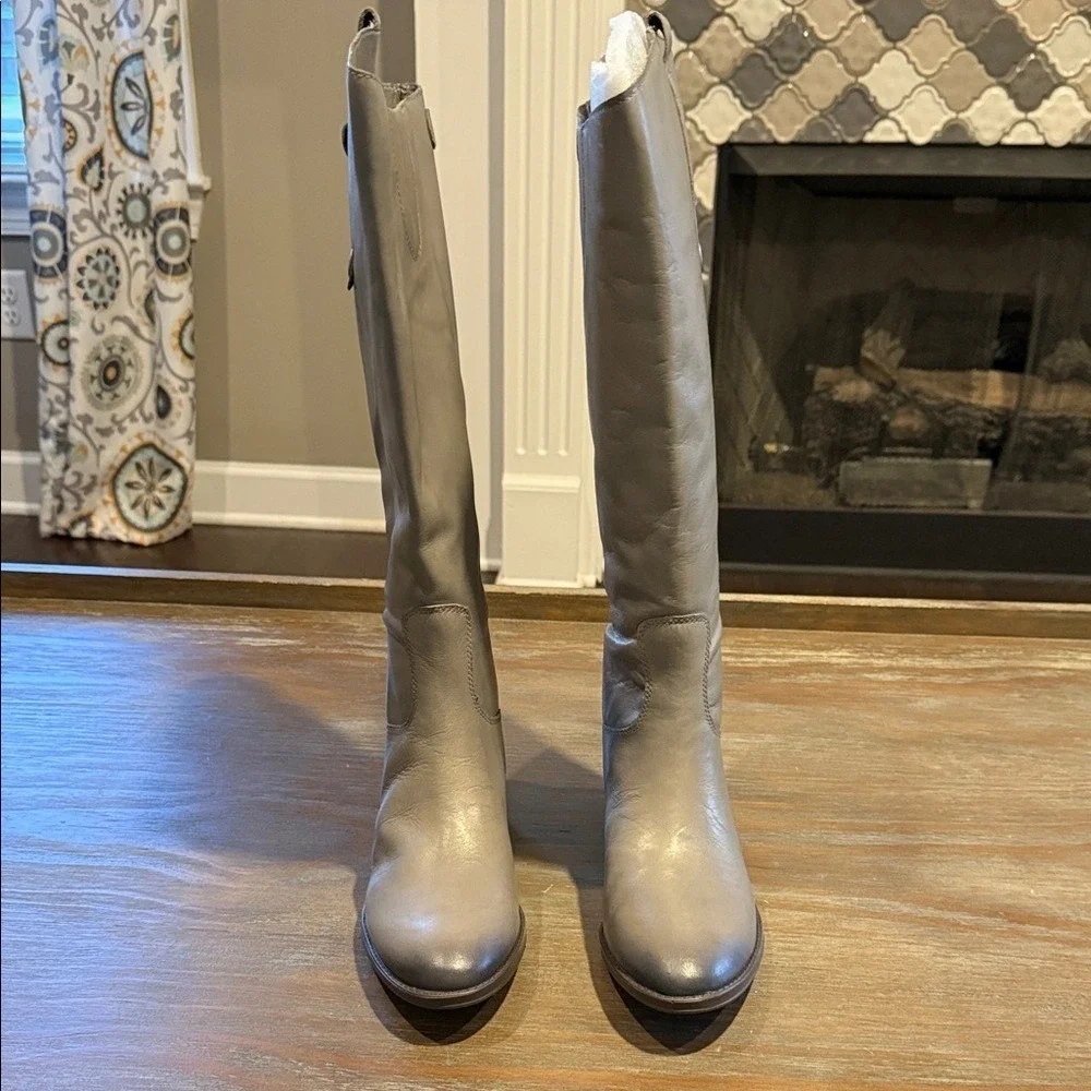Sam Edelman step into