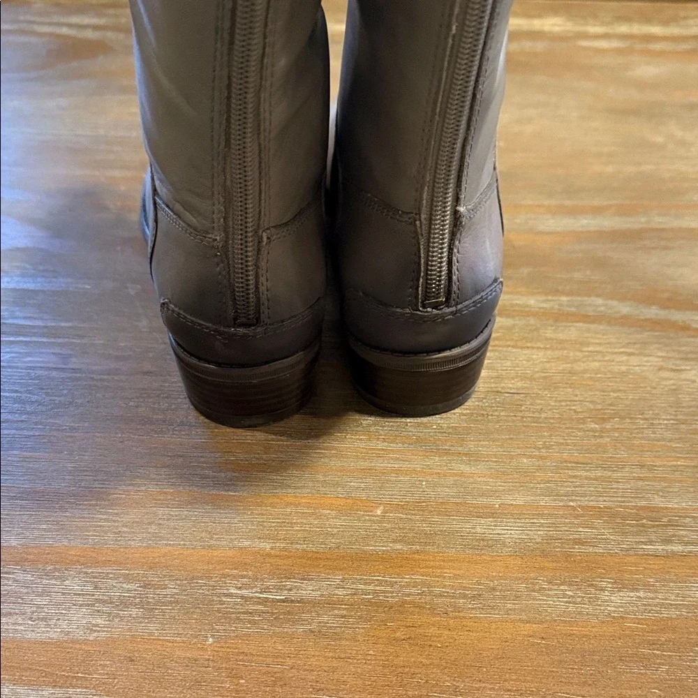 Sam Edelman step into