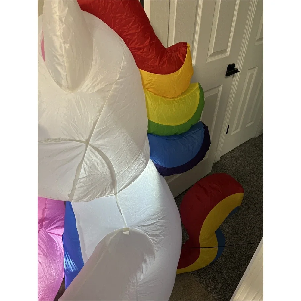 N/A unicorn inflatable