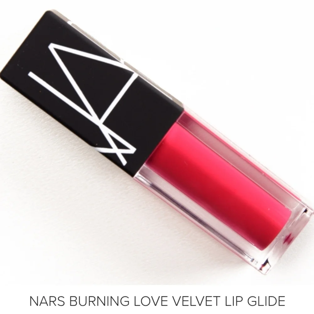 NARS experience luxurious