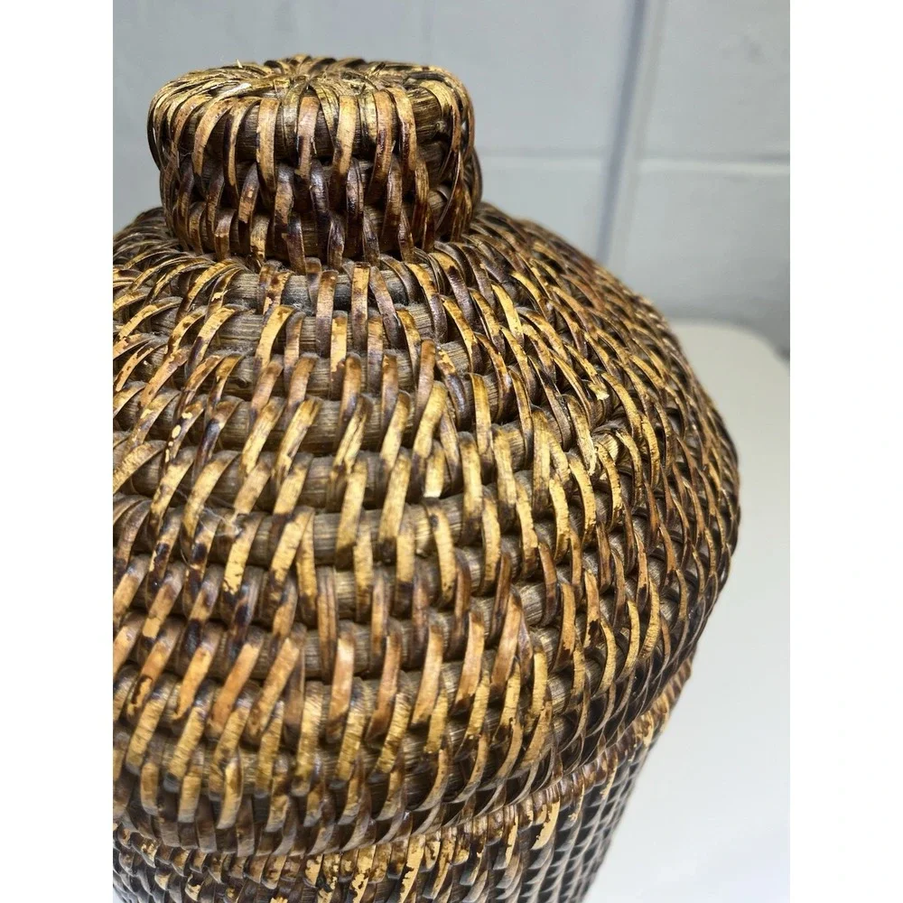 The Unbranded Brand vtg rattan