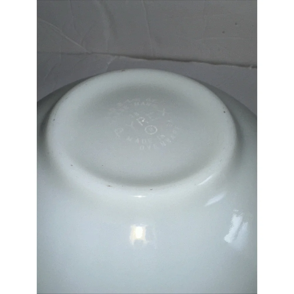 Pyrex vintage butterfly