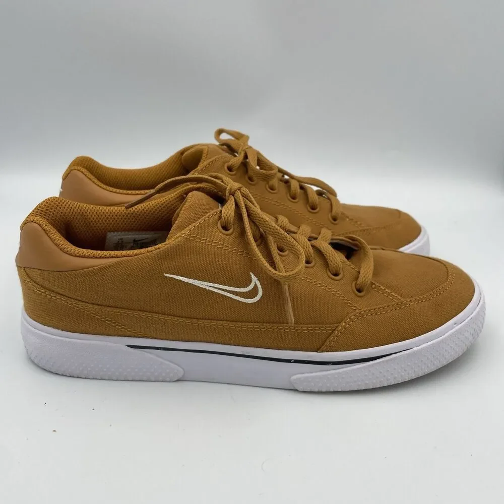 Nike women gts