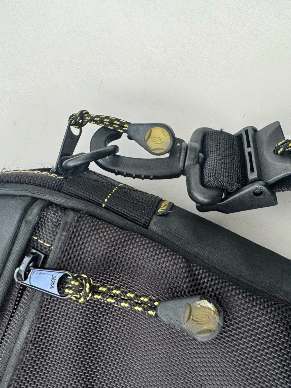 Timbuk2 commuter messenger