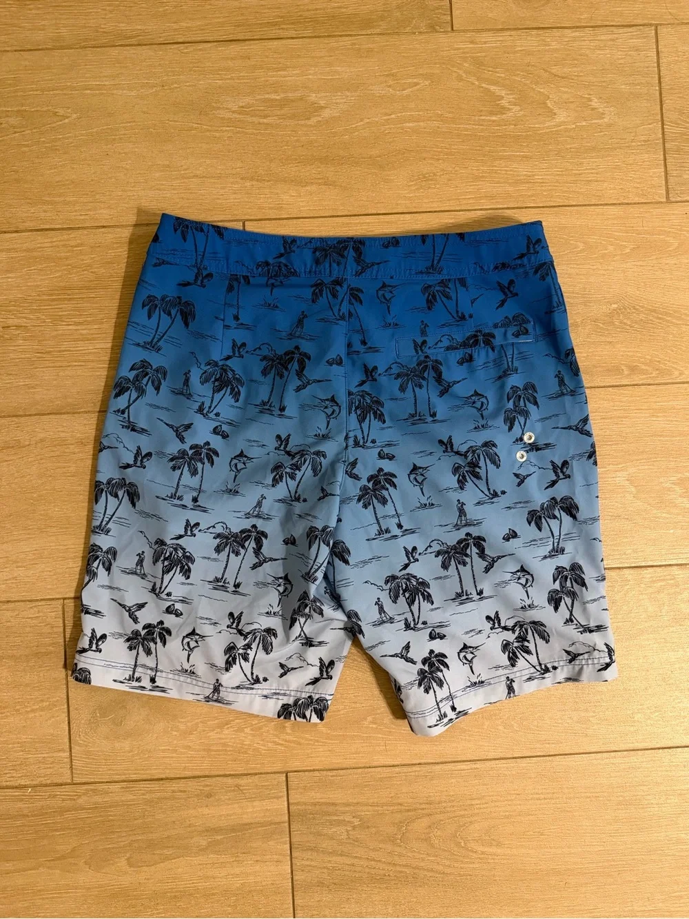 American Eagle Outfitters good preowned