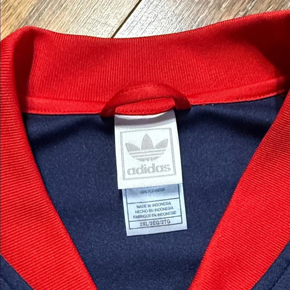 N/A classic adidas