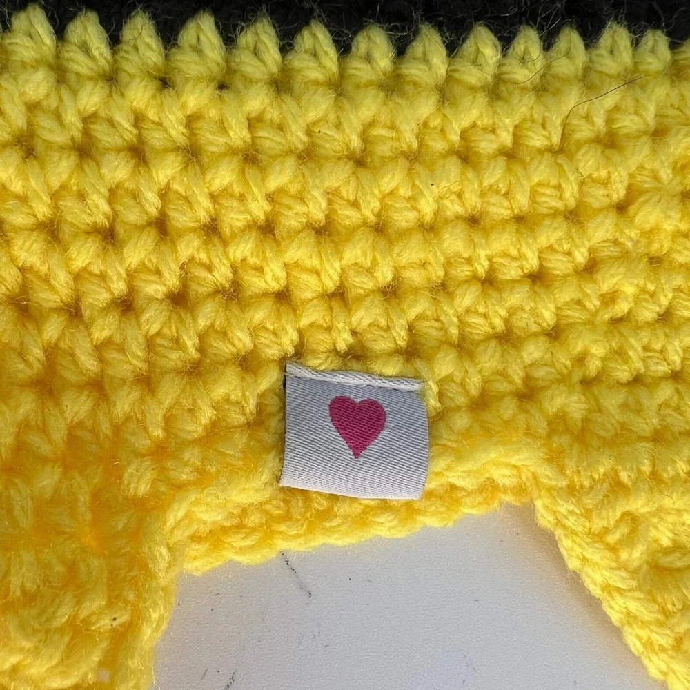 Handmade charming yellow