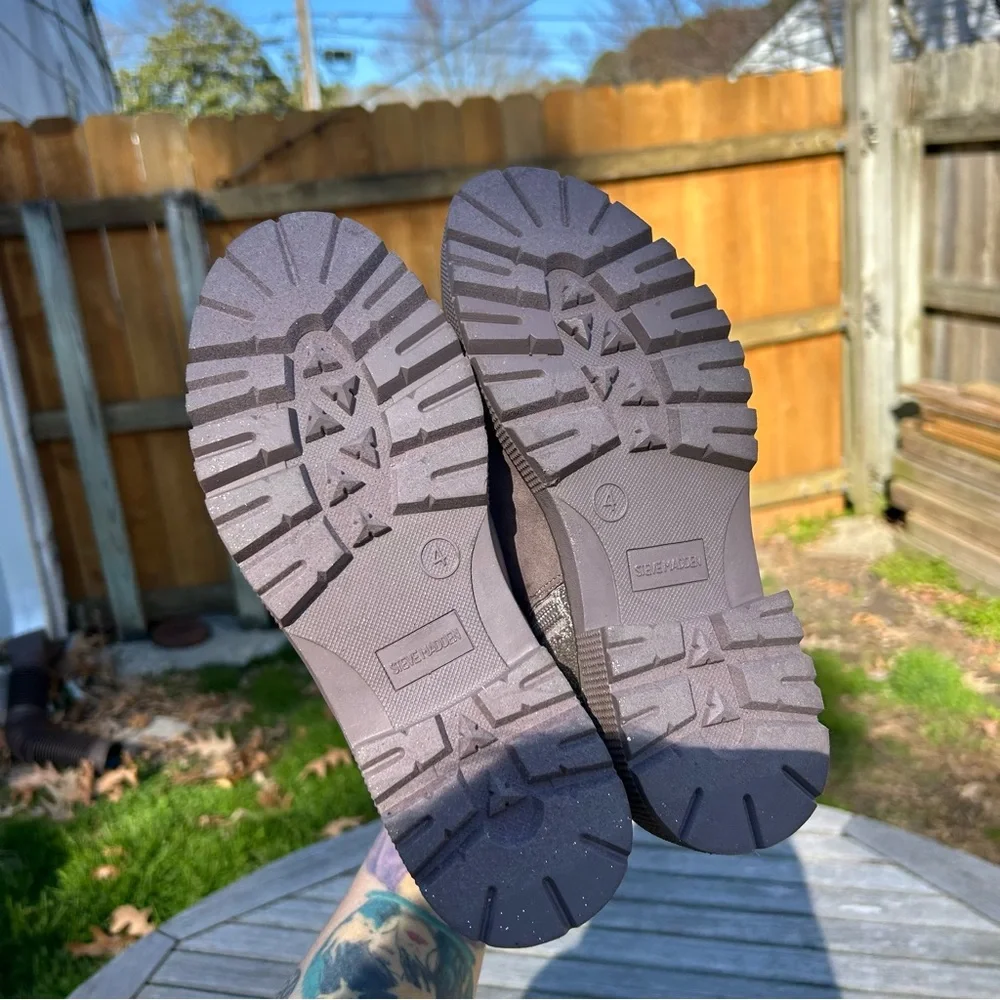 Steve Madden steve madden