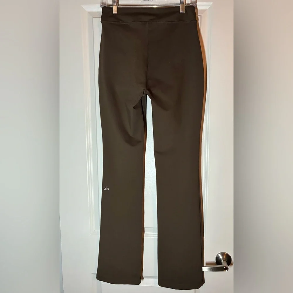 ALO Yoga airbrush high