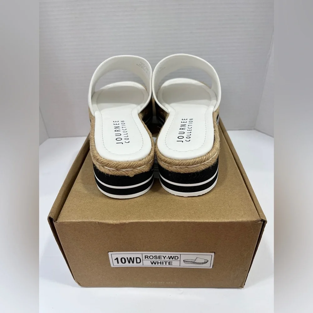 Journee Collection heel will base